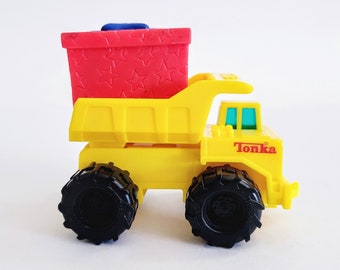 Tonka Yellow Dump Truck with Gift Vintage 1994 McDonalds Happy Birthday Train Happy Meal Toy