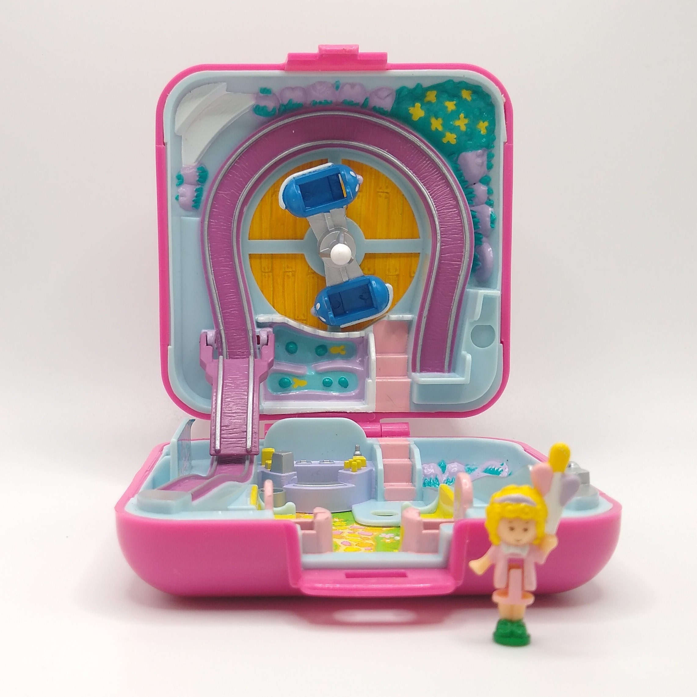 Parque de Diversões Polly Pocket em segunda mão durante 23 EUR em  Puertollano na WALLAPOP