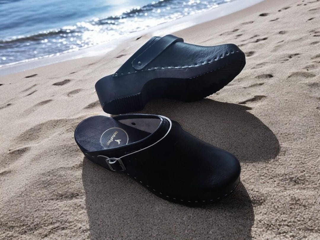 Handmade Men's Wooden Clogs With Adjustable Strap Linden Wood BLACK ...