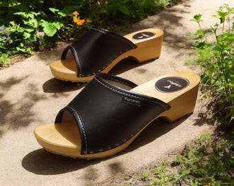 Handmade Leather & Wood Clogs | Scandinavian Slip-On Sandals Naturfeet
