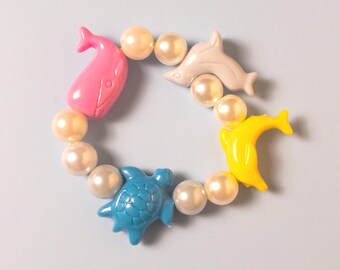 Kids beaded bracelet/pearls and animals/stretch beaded bracelet/sea life