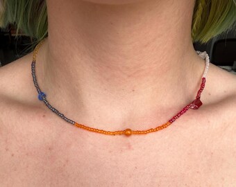 Solnedgångshalsband | Unikt handgjort halsband med färgblockspärlor | Färgglada minimalistiska smycken