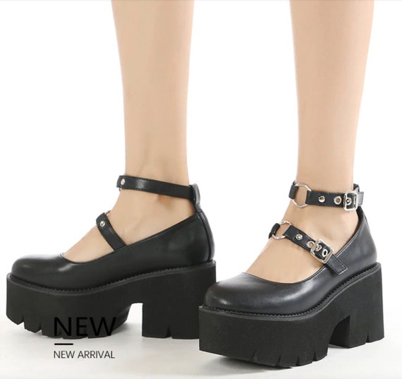 Women's Chunky Platform Mary Jane Heels