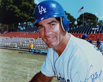 Steve Garvey Los Angeles Dodgers Signed 8x10 Photo (PSA/DNA)- Free Shipping