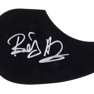Billy Bob Thornton (Actor & Lead Singer of the The Boxmasters) Signed 4&quot;H x 7&quot;L Guitar Pick Guard (Beckett)-Free Shipping