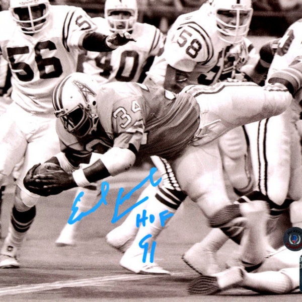 Earl Campbell Hall of Famer Signed and Inscribed "HOF 91" 8x10 B&W Photo (Beckett) - Free Shipping