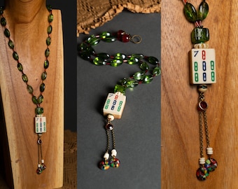Collar vintage de fichas de Mahjong: hueso de yak tallado a mano y bambú '7 Bamboo'