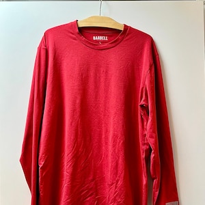 NWOT Men's Barbell Shirt