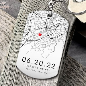 Porte-clés en métal avec plan de la ville personnalisé, plan de situation, cadeau Saint-Valentin pour petit ami, accessoires de porte-clés personnalisés, cadeau romantique pour lui et elle