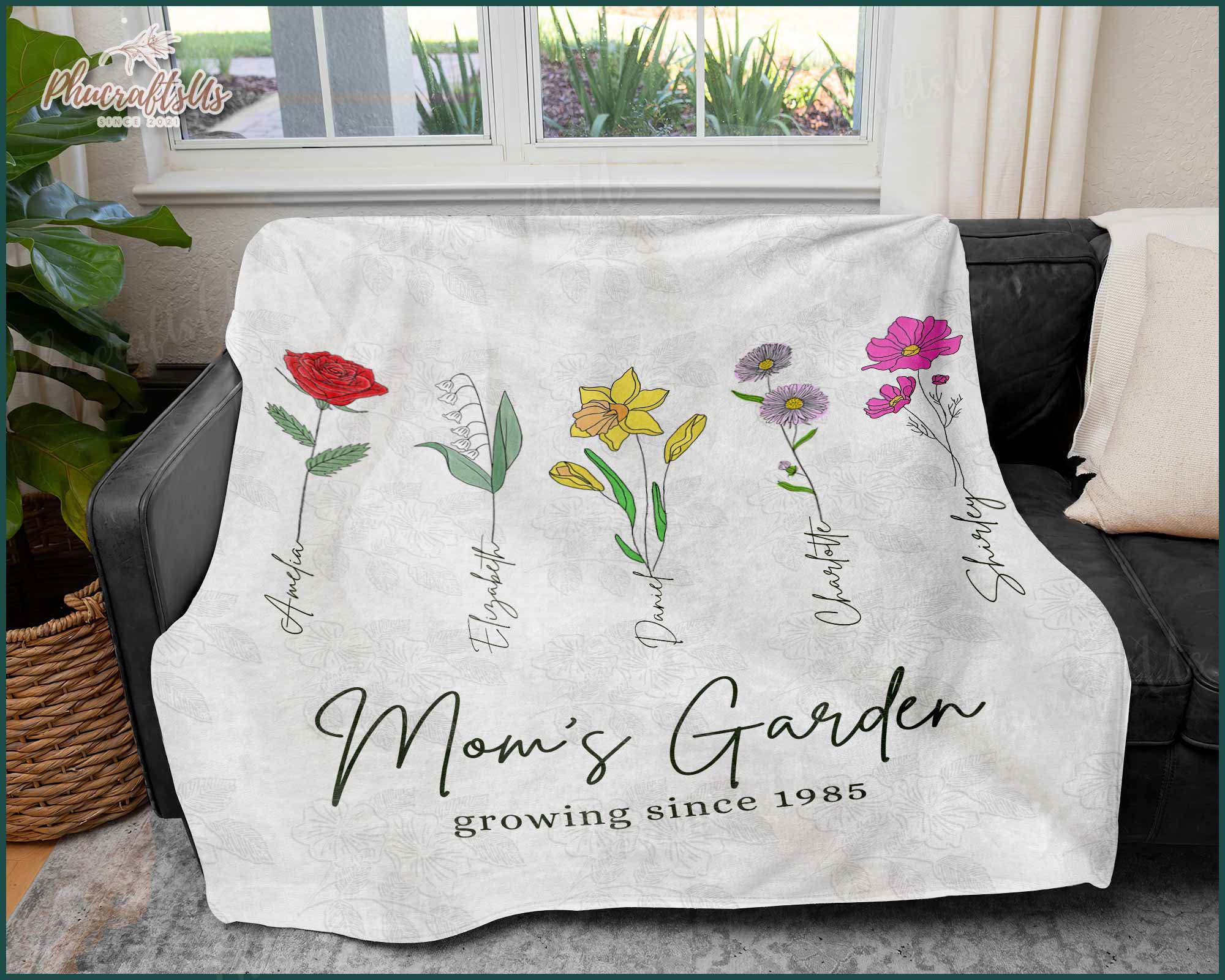 Moms Garden Personalized Blanket, Mom Blanket Gift, Custom Mom Blanket From  Daughter, Mothers Day Gift for Mom, Custom Birth Flower Blanket 
