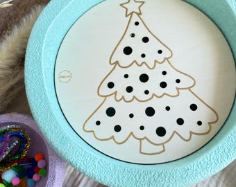 Wooden Christmas tree activity board for stacking blocks: holes in 3 sizes – creative stacking game