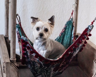 Berry Thicket Pet Hammock