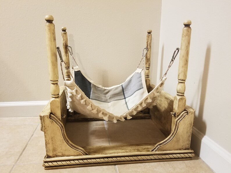 Old Fashioned Cream Small Pet Hammock Frame image 3