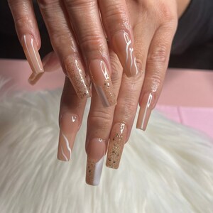 Unique Glitter | Lines| Long Coffin | Natural Brown | Fake Nails | Press On Nails | False Nails | Glue On Nails | Dream Come True Nails