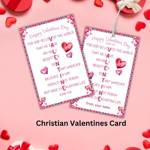 Op de afbeelding: Een christelijke Valentijnskaart met een roze en wit aquarelontwerp. De kaart toont het woord "Valentine" verticaal gespeld met Bijbelteksten over Gods liefde. De tekst luidt: "Want zo lief heeft God de wereld gehad, dat Hij Zijn eniggeboren Zoon gegeven heeft, opdat een ieder die in Hem gelooft, niet verloren ga, maar eeuwig leven heeft. Johannes 3:16."