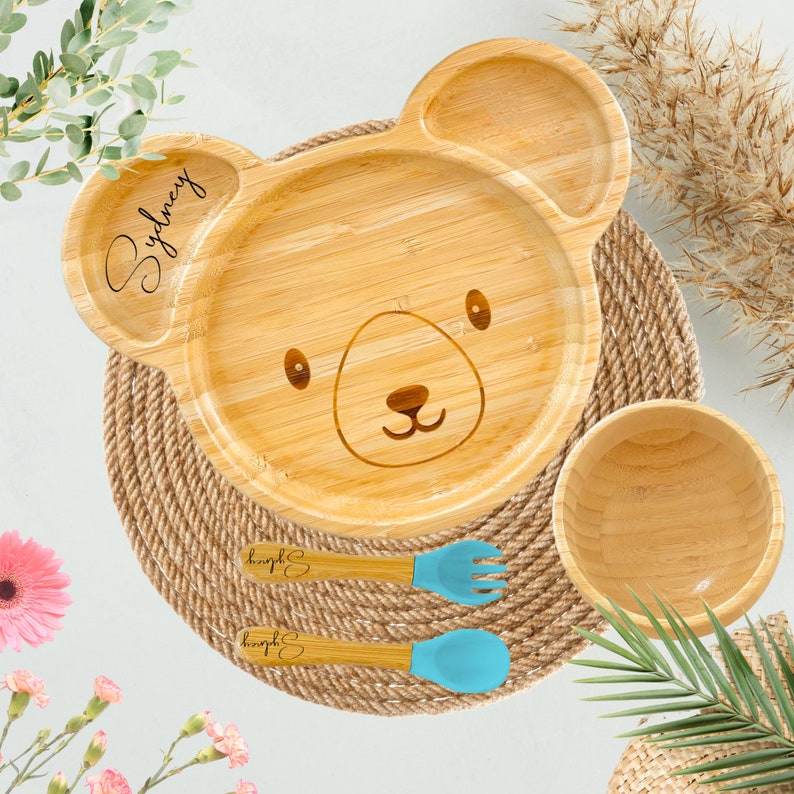 Ensemble de sevrage en bambou personnalisé, assiette pour bébé personnalisée pour bébés en bas âge, ensemble d'alimentation pour bébé avec nom, cadeau de baby shower, premier cadeau de Noël image 2