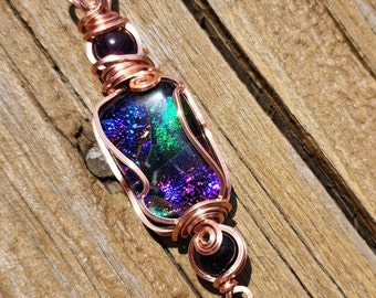 Djinn blessed wish talisman - For manifestation workings - Copper-wrapped dichroic glass amulet