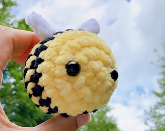 Crochet Bee, Crochet Bee Buddy, Crochet Bee Friend, Small Crochet Bee