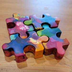 Puzzle Piece Crayons - jigsaw crayon, children&#39;s gift, art supplies, crayontastic, autism awareness, colorful gift, wedding favors crayons