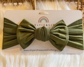 Bandeau avec noeud en bambou vert olive, noeuds pour cheveux pour filles, noeuds pour bébé, noeud de noeud, noeuds pour bébé fille, cadeau pour nouveau-né fille, tenue pour bébé fille, photo pour nouveau-né