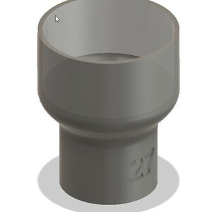 Puede incluir: Accesorio de tuber&iacute;a de pl&aacute;stico gris, con una parte superior cil&iacute;ndrica ancha y una base m&aacute;s estrecha. El n&uacute;mero "27" est&aacute; grabado en el lateral. Dise&ntilde;ado para conectar tuber&iacute;as.