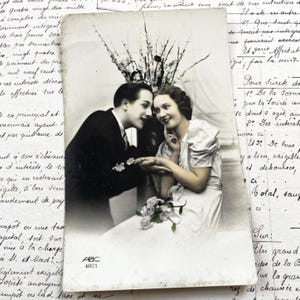 1940s - French Romantic Postcard – Love Couple RPPCs – Valentine Ephemera