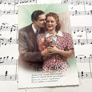 1950s - French Romantic Postcard – "Tes Yeux" – 1930s–1950s Colorized Love Couple RPPCs – Valentine Ephemera