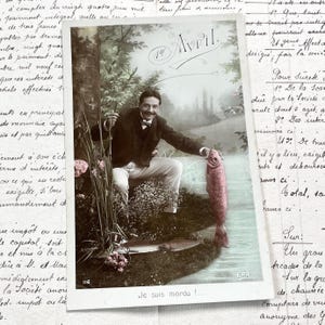 Années 1910 - Carte postale du Premier avril - Carte postale avec un homme et un poisson rose du Premier avril