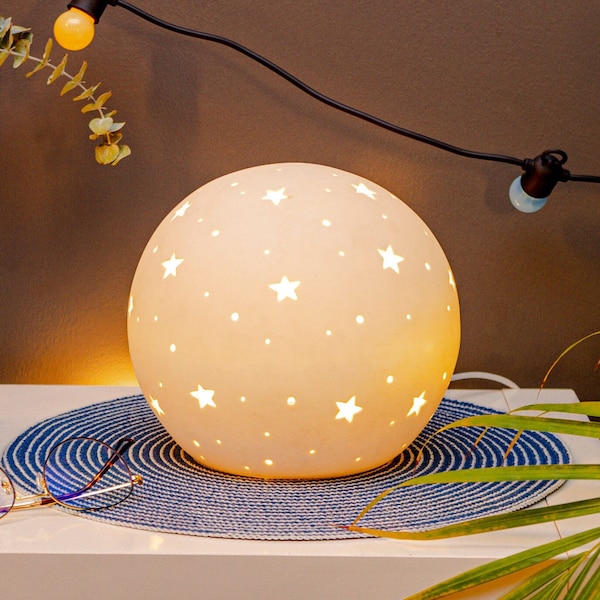 Porcelain Table Lamp in a Comet design | Kid's | Night Light | Hand Carved | Perfect for Nursery | Matte Finish in White