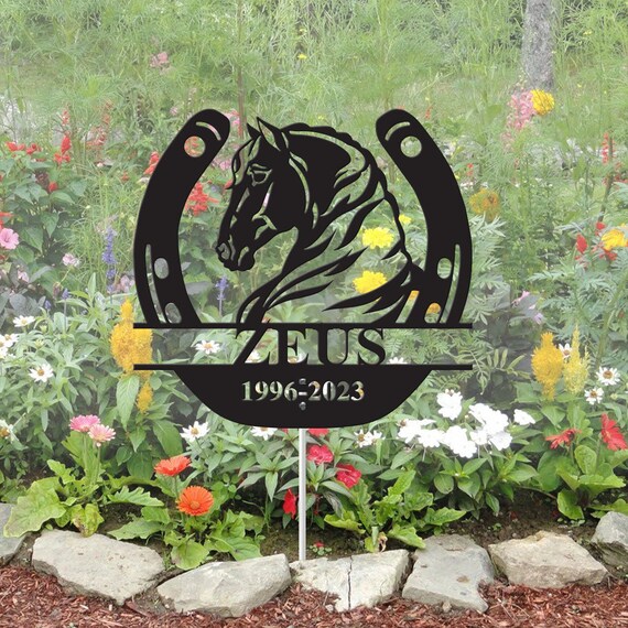 Personalized Memorial Horse Garden Metal Art, Horse Loss Gift, Garden decor, dad Remembrance metal, sympathy gift, Yard stake