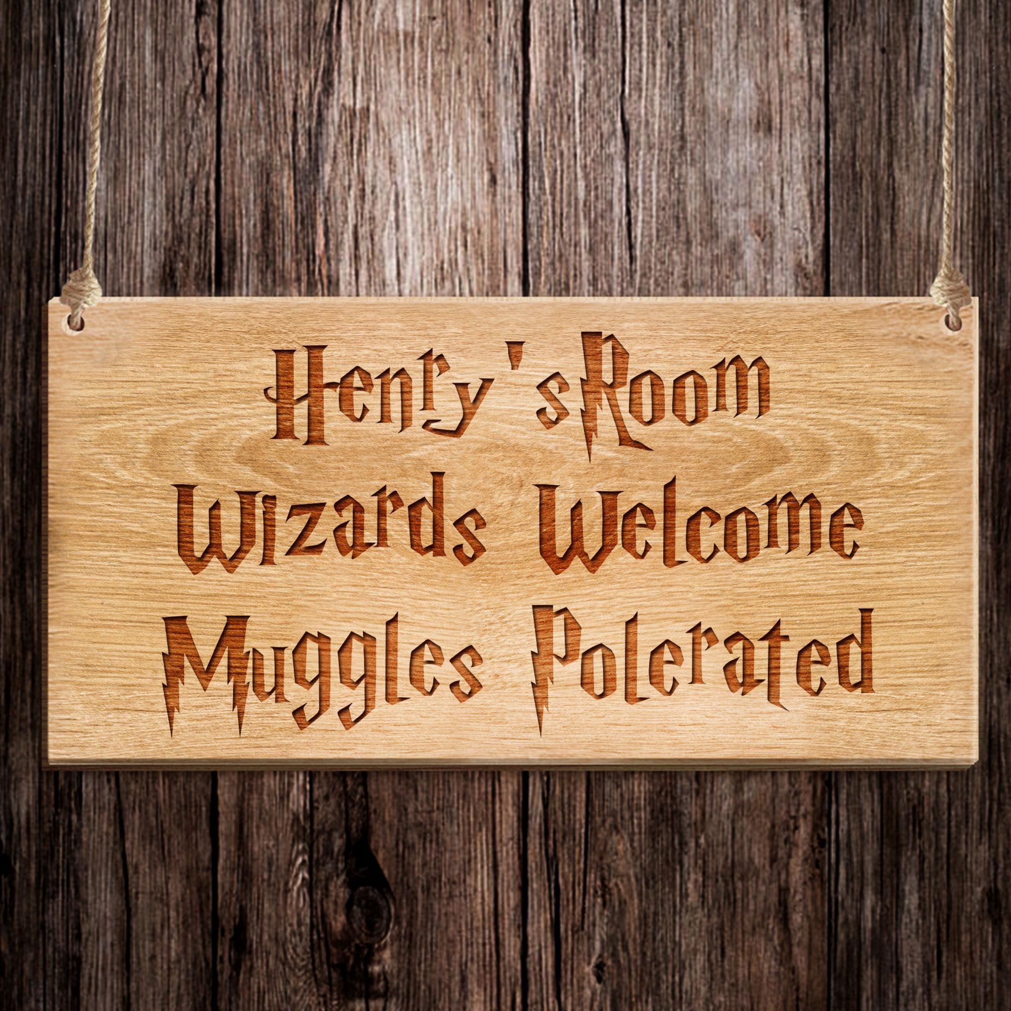 Cartel De Madera 'Wizards Welcome Muggles Tolerated' - Grabado Láser, 20x10 Cm, Decoración Hogar, Regalo Para Fans De Harry Potter