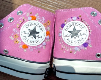 Light pink converse shoes deals
