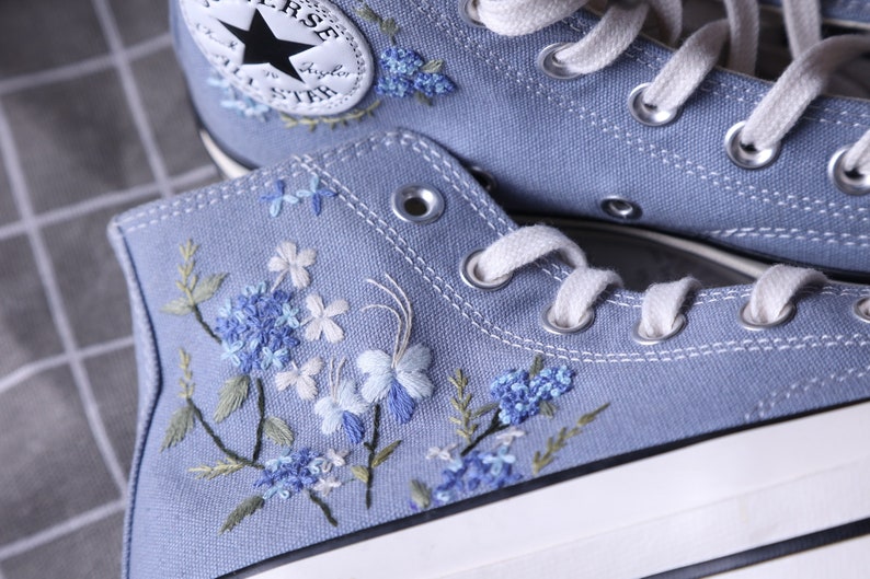 Converse Custom Floral Embroidery / Converse Custom Name / Gift For Best Friend Bild 6