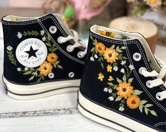 Converse Chuck Taylor 1970s ,Custom Floral Circle Embroidery, Converse Wreath Embroidery Converse Self-designed Pattern Embroidery