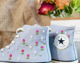 Broderie florale personnalisée Converse - Broderie personnalisée Converse - Converse Custom Chuck Taylor 70 fleurs brodées