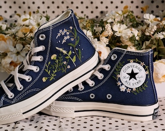 Converse Custom Floral Embroidery  / Converse Custom Name / Gift For Best Friend