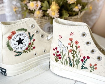 Converse Chuck Taylor 1970s ,Custom Floral Circle Embroidery, Converse Wreath Embroidery Converse Self-designed Pattern Embroidery