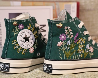 Converse Custom Floral Embroidery - Converse Custom Embroidery - Converse Custom Chuck Taylor 70 embroidered flowers