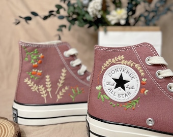 Converse Custom Floral Embroidery  / Converse Custom Name / Gift For Best Friend