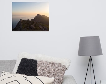 Poster - Der Sonnenaufgang über der Serra de Tramuntana Berge und Albercutx Watchtower, Wohnkultur, Wandkunst