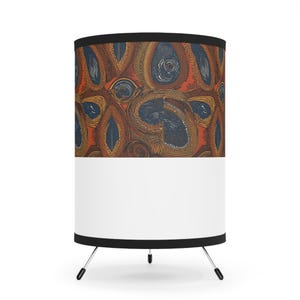 Printed Shade Tripod Lamp: Modern Home Decor