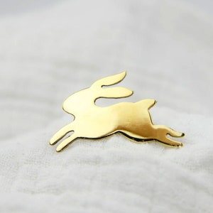 Broche de coelho dourado feito à mão, alfinete de coelho