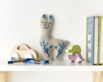 Anchor Freestyle Craft Kit - Annie the Alpaca
