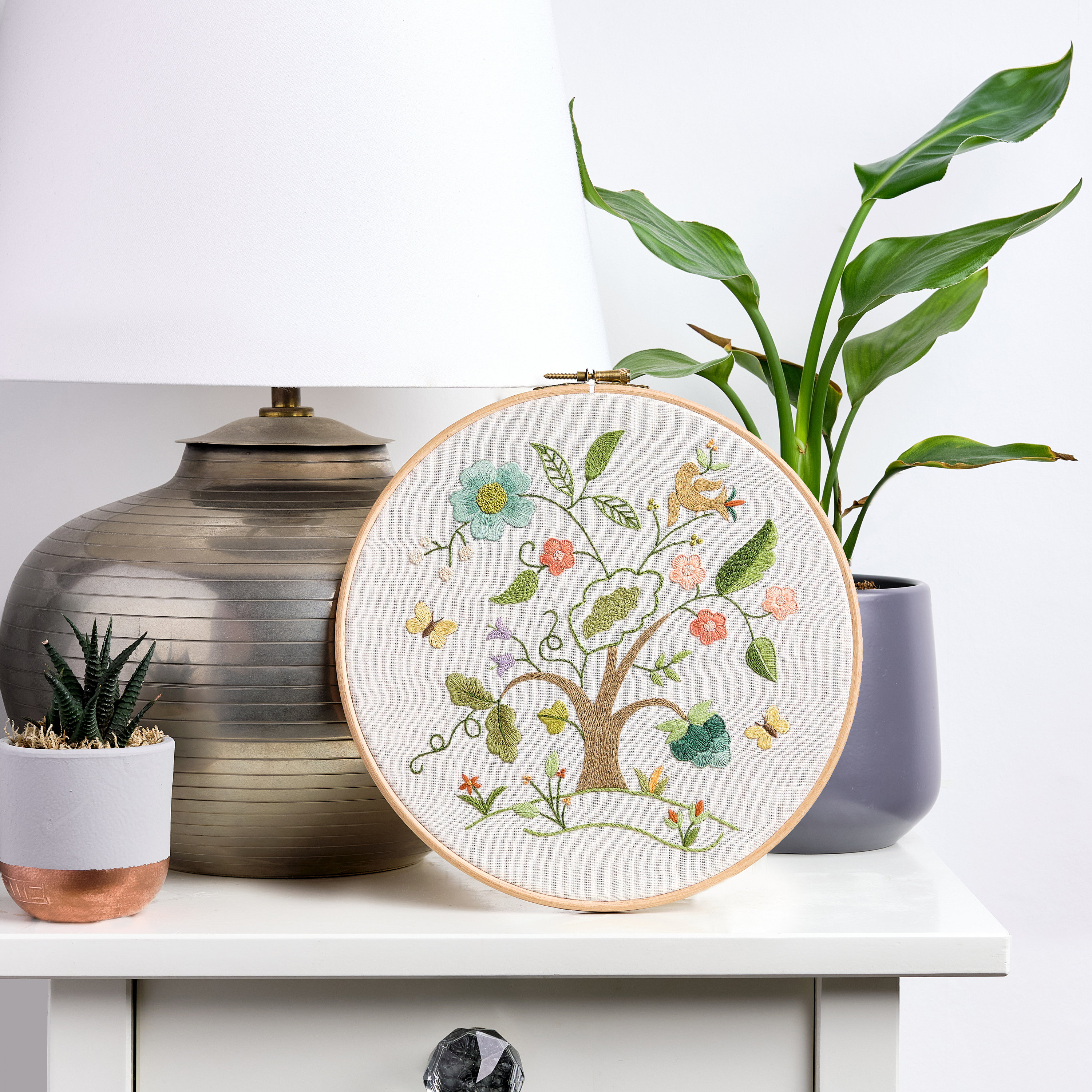 Anchor Freestyle Embroidery Kit - Tree of Life Hoop 1