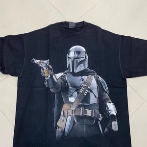 Vintage Mandalorian Shirt Din Djarin and Grogu Star Wars Shirt Pedro Pascal Mando Grogu Shirt Star Wars Disneyland Tee Disneyworld Gift