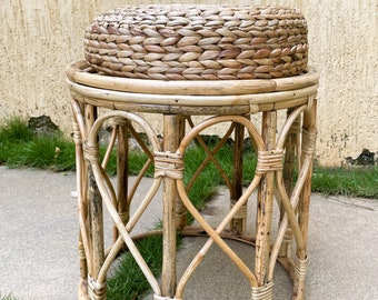Tabouret/table de chevet en rotin fait main - 100 % naturel - Avec/sans coussin en jacinthe d'eau