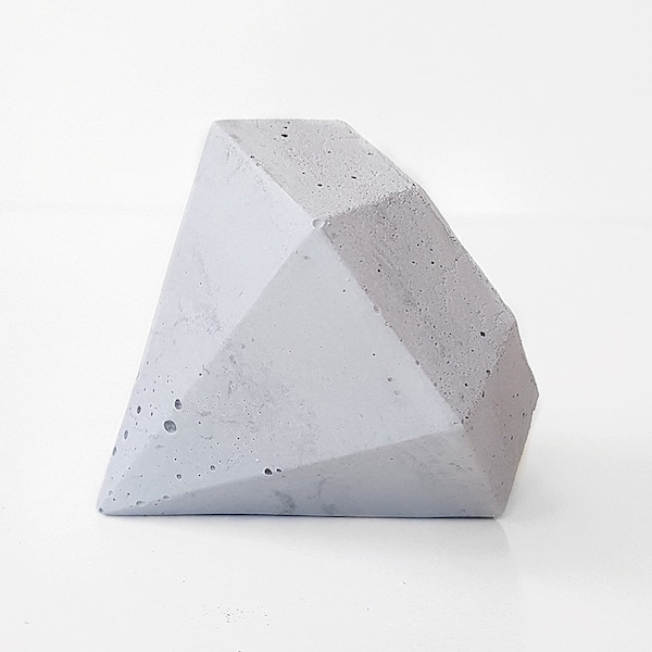 Diamond-shaped Concrete Scented