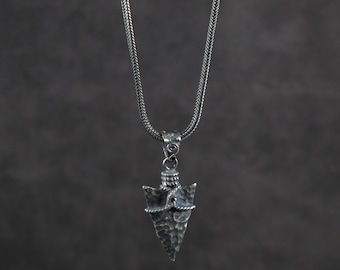 Collier pendentif pointe de flèche en argent sterling, bijoux faits main martelés