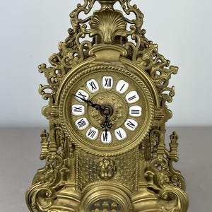 Antique French Gilt Bronze Mantel Clock – Rococo Revival (Lot 3616)