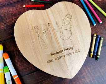 Engraved Child's Art Heart Chopping Board: Personalized Keepsake Gift